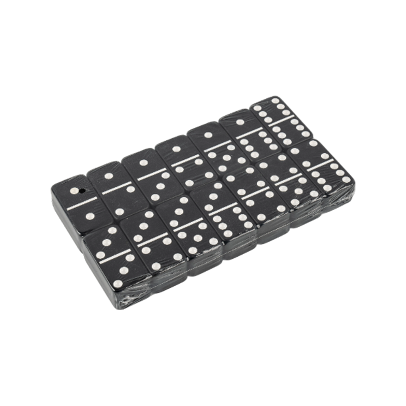Beyaz nokta siyah alt domino seti